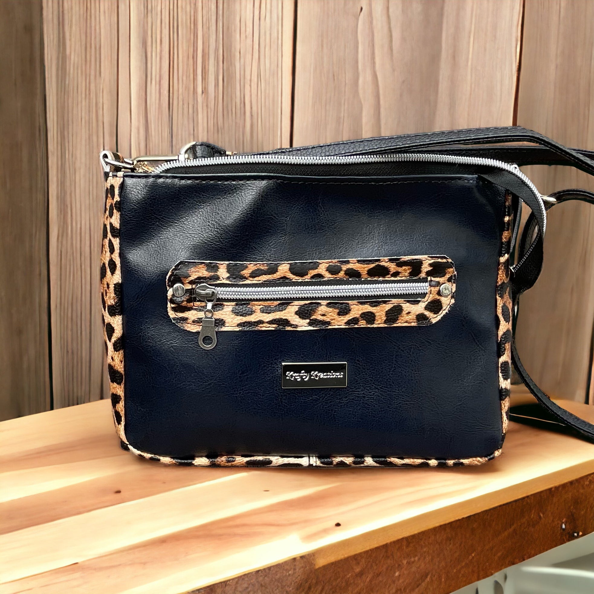 Arisa Crossbody Bag image 0