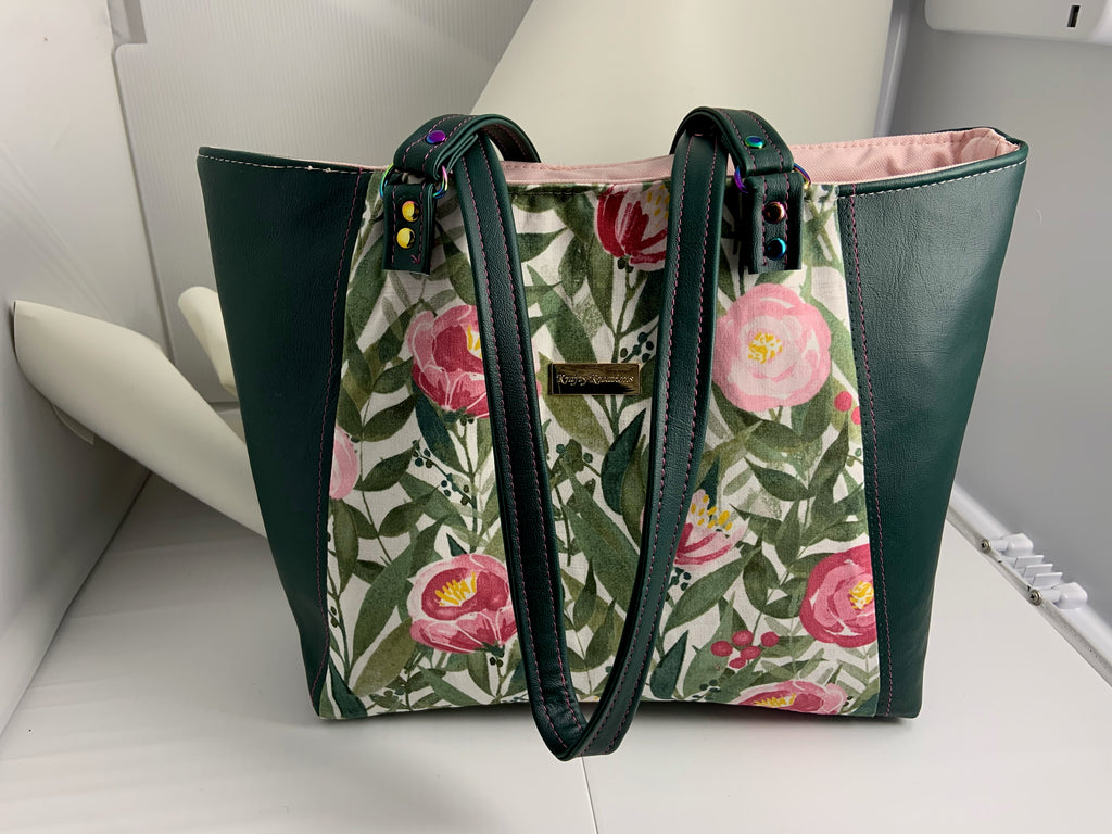 The Everyday Tote image 0