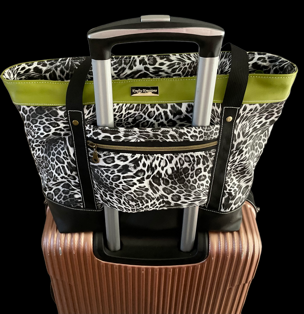 Felicity Tote image 2