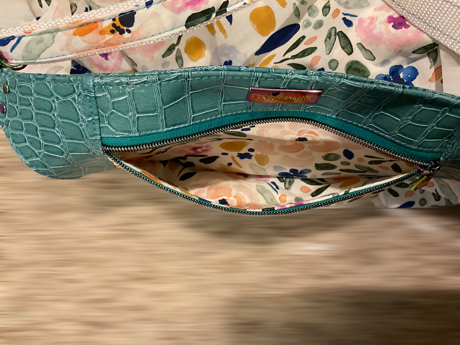 The Dayna Fannypack image 2