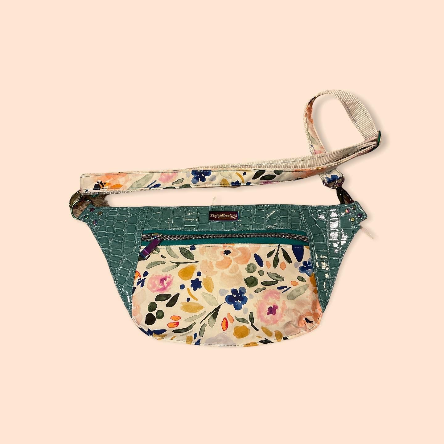 The Dayna Fannypack image 0